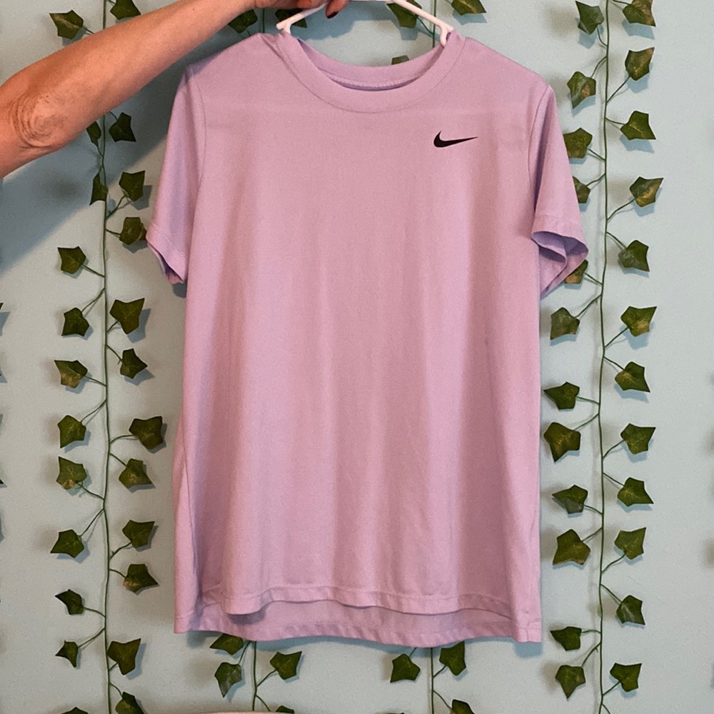 NIKE T-SHIRT